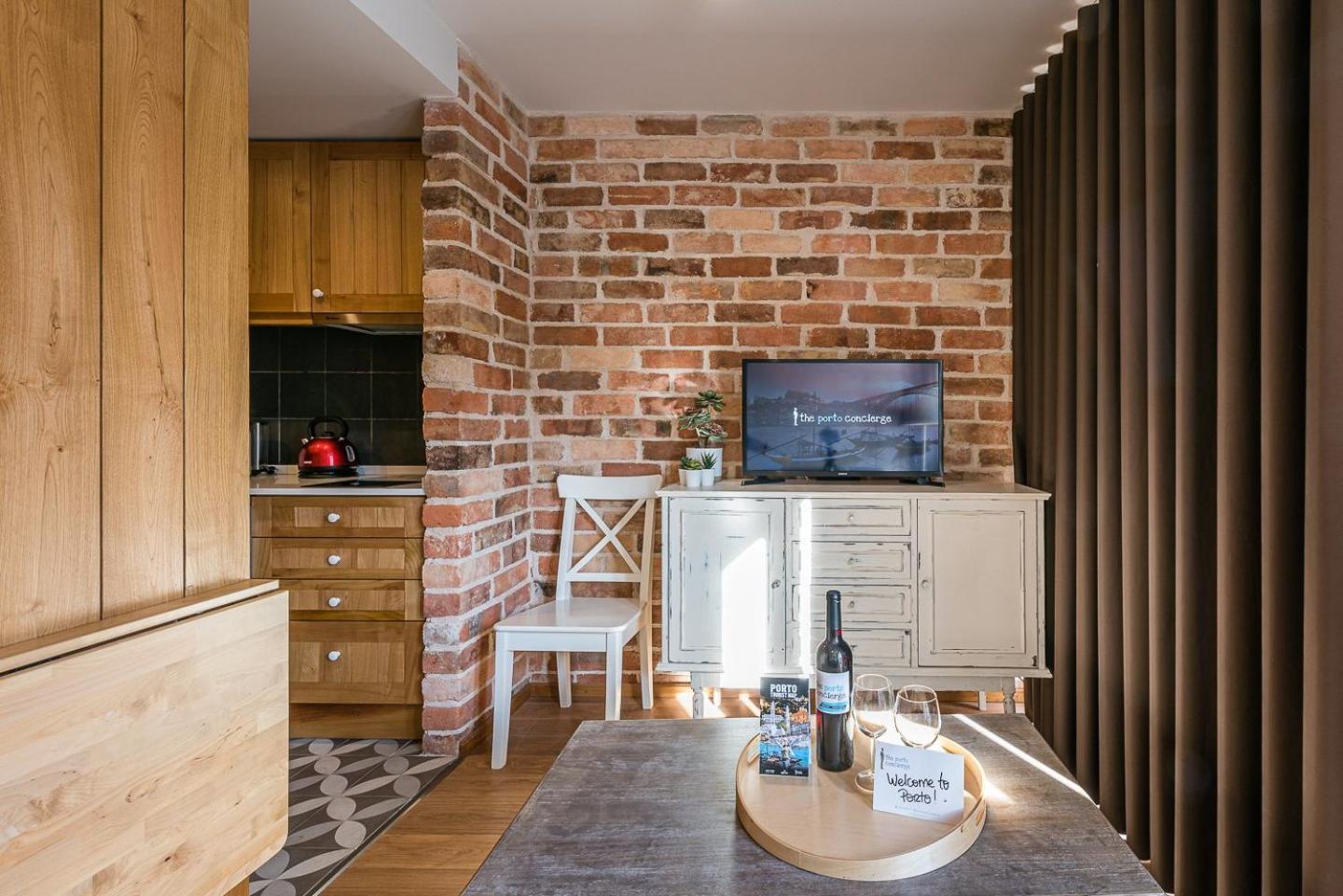 Guestready - Crayon Walls Apts Porto Eksteriør billede
