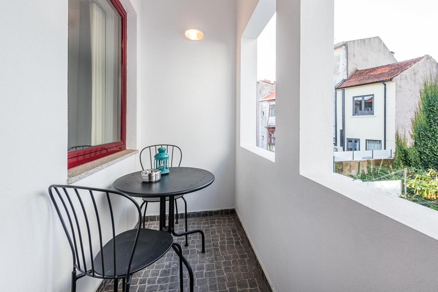 Guestready - Crayon Walls Apts Porto Eksteriør billede